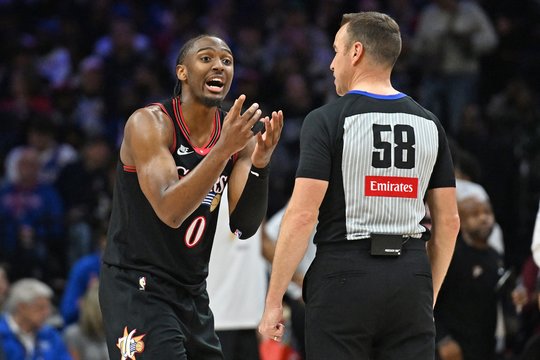 Dar dvi NBA komandos atsidūrė ant sezono prarajos krašto