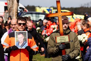 J. Sadauskienės mama prakalbo atvirai: dukra jos nelanko jau seniai, našlaičiais likusiems vaikams viską papasakojo