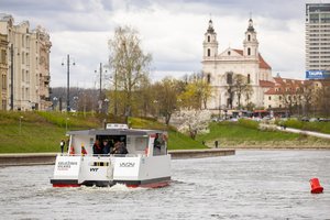Sostinėje pakrikštyti du nauji laivai: pavasaris ant vandens prasidės nemokamai