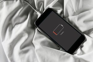 Telefono baterija sensta greičiau nei manote: atskleidė, ką darote ne taip
