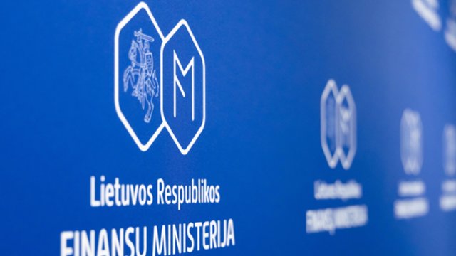 Didinamos palūkanos už gynybos obligacijų emisijas: tikisi, kad žmonėms tai bus patraukli investicija