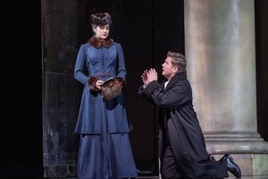 Lietuvės sugrįžimas į legendinę operos sceną – ir „Premium“ kino ekranuose