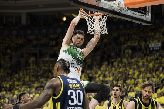 Šaro pergudrauti nepavyko: Eurolygos ketvirtfinalis prasidėjo „Žalgirio“ pralaimėjimu