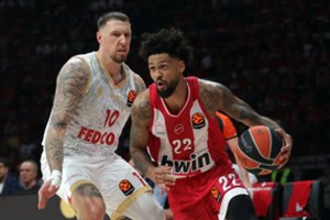 „Olympiakos“ ketvirtfinalio seriją pradėjo triuškinančia pergale