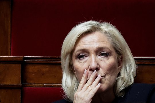 Iš M. Le Pen – signalas dėl artėjančių Prancūzijos prezidento rinkimų
