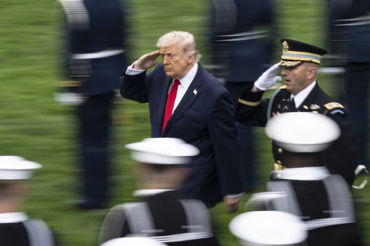 Karas Irane. D. Trumpas užsipuolė F. Merzą: jis nežino, ką kalba