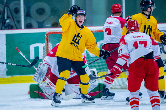 Lietuvos ledo ritulio rinktinė išvyko į pasaulio čempionatą Lenkijoje