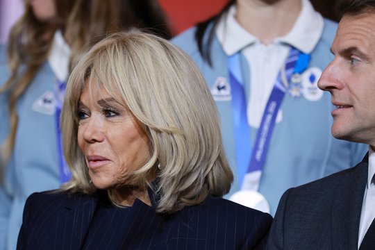 Itin atvira B. Macron išpažintis: „Atsivėrė pasaulio tamsa, kvailumas ir piktumas“
