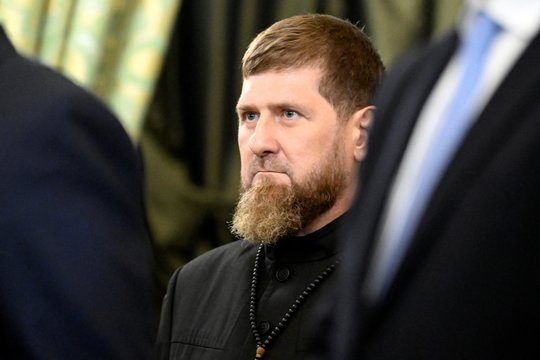 Rusiškas absurdas: R. Kadyrovo kolekciją papildė dar vienas neįprastas apdovanojimas