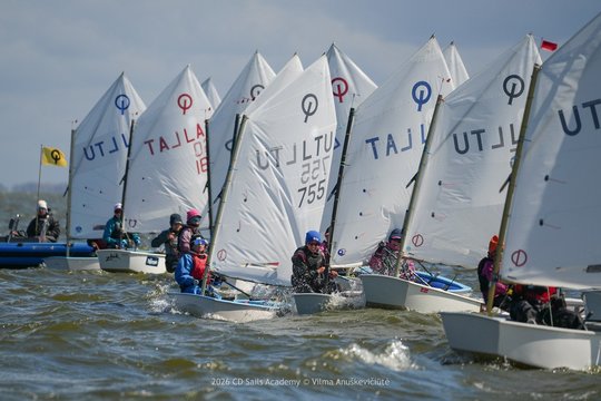 Nidoje startuoja tarptautinė „Baltic Sea Trophy“ regata: 100 dalyvių, stiprūs vėjai ir pakili nuotaika