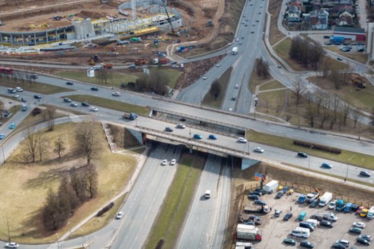 Šioje vietoje eismo sąlygos bus tragiškos: ką reikėtų žinoti per Vilnių važiuojantiems vairuotojams?