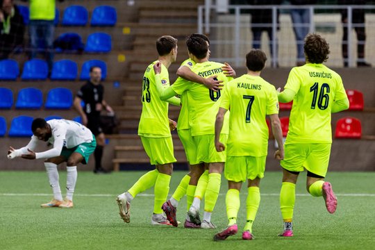 10 „Riterių“ futbolininkų ir treneris siekia nutraukti kontraktą