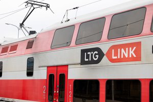 Iki pajūrio nuvykti traukiniu – misija neįmanoma: bilietų liko tik pusdienį trunkančiai kelionei