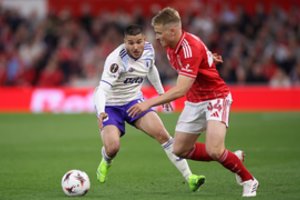 UEFA Europos lygoje sužaisti pirmieji pusfinalių mačai: netikėtumą pateikė „Nottingham Forest“