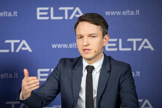 L. Kojala pabrėžė didelę atskirtį tarp D. Trumpo retorikos ir veiksmų: tai nėra geras dalykas