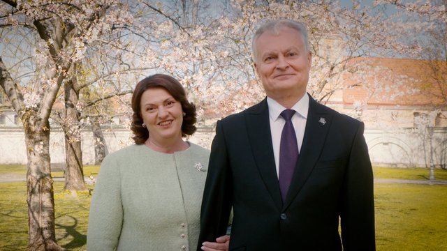 G. Nausėdos sveikinimas Motinos dienos proga: „Turėti mylinčią mamą – tai didžiausia gyvenimo laimė“