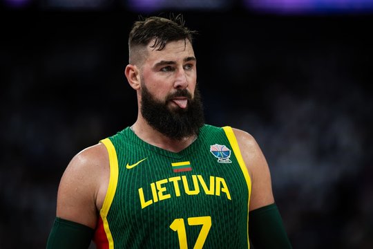 Aiškėja, kokio dydžio kontraktu „Žalgiris“ vilioja J. Valančiūną