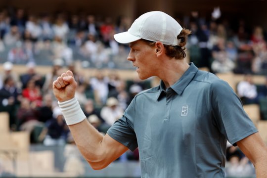Dominuojantis J. Sinneris „Madrid Open“ finalą pasiekė per visą turnyrą pralaimėjęs vos vieną setą