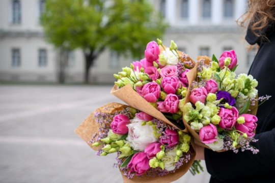 G. Nausėda 53 mamoms ir globėjoms suteikė valstybinius apdovanojimus