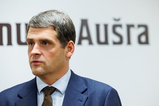 R. Žemaitaičio apsistumdymas su jaunuoliu Vilkaviškyje: ikiteisminį tyrimą pakeitė administracinė teisena