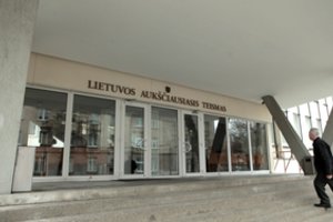 Kūdikį bandžiusi nusipirkti advokatė kreipėsi į Aukščiausiąjį Teismą: moteris siekia išteisinimo