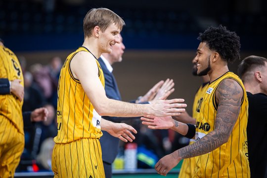 „Šiauliai“ tvirtai apgynė namus nuo svečių iš Kėdainių