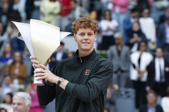 J. Sinneris Madrido finale mažiau nei per valandą sutalžė A. Zverevą