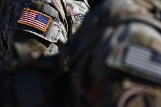 Pastebi, kad kritiškas Europos žodis D. Trumpo pusėn gali sukelti neigiamų pasekmių: pasitikėjimas susvyravęs