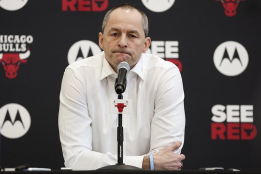 „Chicago Bulls“ įvardijo žmogų, kuris pakeitė Artūrą Karnišovą