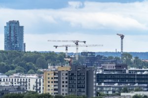 Balandį NT sandorių skaičius šoktelėjo aukštyn: neatmeta vienos priežasties