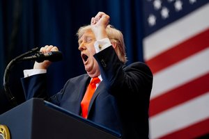 Dar viena D. Trumpo tirada: sureagavo Vatikanas