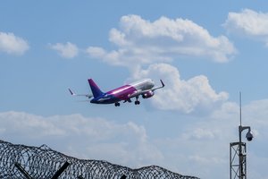 Vilniaus oro uoste – nauja „Wizz Air“ kryptis: skris į lietuvių pamėgtą miestą