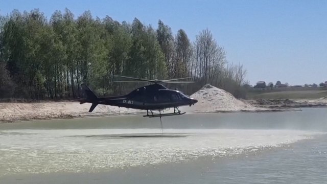 Lenkijoje gesinant didžiulį gaisrą – tragiška mirtis: sudužo liepsnas malšinęs lėktuvas, žuvo pilotas