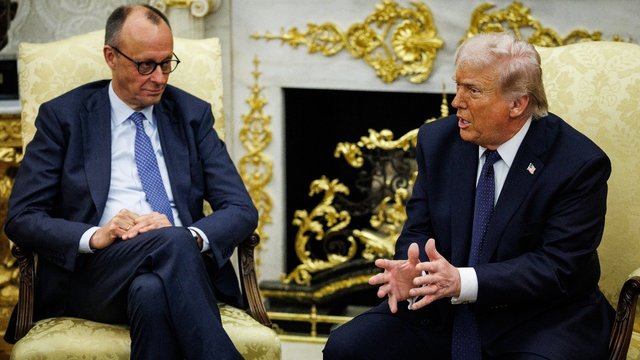 Karių atitraukimą iš Vokietijos laiko ilgalaike strategija: JAV ruošiasi kariauti dviem frontais