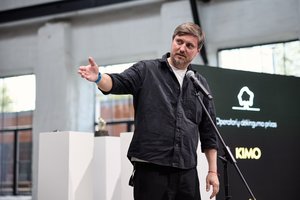 Filmo „Viena koja aukščiau“ režisierius V. Dambrauskas: „Ne apie viršūnę kūrėme, o apie tai, kas vyksta pakeliui“