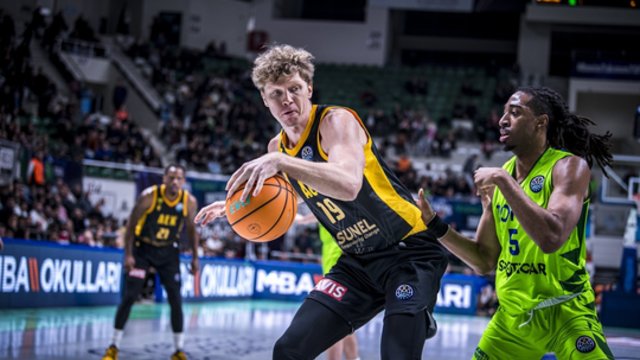 M. Kuzminskas – apie pasikeitusį vaidmenį: „Daug geriau nedaug žaisti laiminčioje komandoje, negu nelaiminčioje“