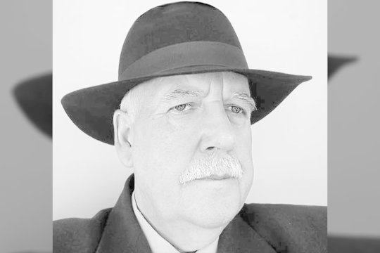 Mirė žymus Lietuvos fizikas ir pedagogas, profesorius Algis Jurgis Kundrotas