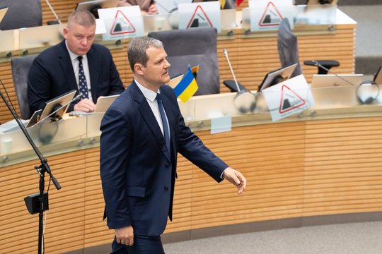 Prieš balsavimą – G. Palucko prašymas: mėgstu skaičiuoti svetimus pinigus, bet teks skaičiuoti savus