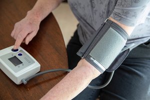 Kodėl atsiranda padidėjęs kraujospūdis? Mokslas atrado netikėtą priežastį