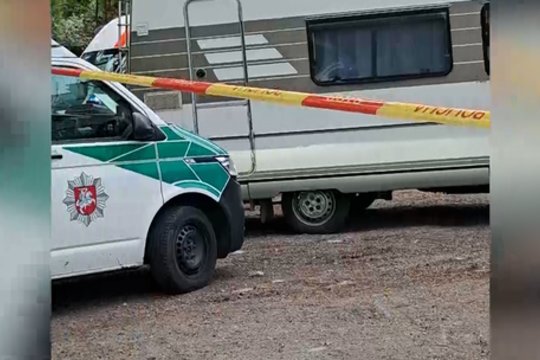 Užfiksavo sujudimą atokioje sostinės gatvėje: rastas vyras peršauta galva