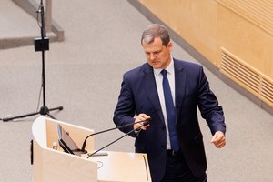 ELTA glaustai: G. Paluckui panaikinta neliečiamybė, J. Zailskienė kalba apie diskotekas gimstamumui skatinti