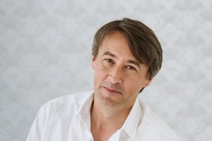 Tikras rašytojas – ir kalinys, ir tardytojas