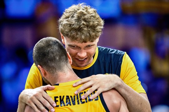Nuo trečios lygos iki titulų: kas yra „Ryto“ varžovai Čempionų lygos finale?