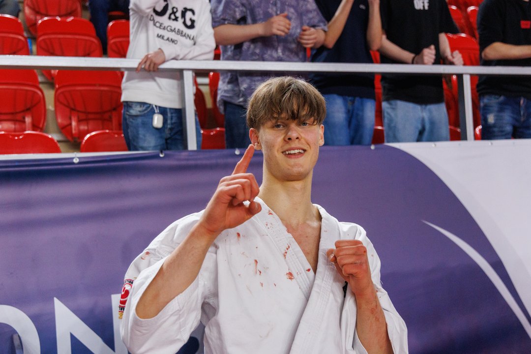 Sakartvelo žemėje Lietuvos kiokušin karatė rinktinė Europos čempionatą pradėjo nuo medalių krušos