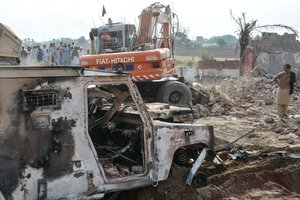 Išpuolis Pakistane: per sprogimą automobilyje prie patikros punkto žuvo mažiausiai 12 žmonių