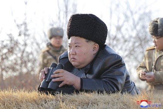 Pokyčiai Šiaurės Korėjos konstitucijoje: atskleidė, kas nutiktų Kim Jong Uno žūties atveju