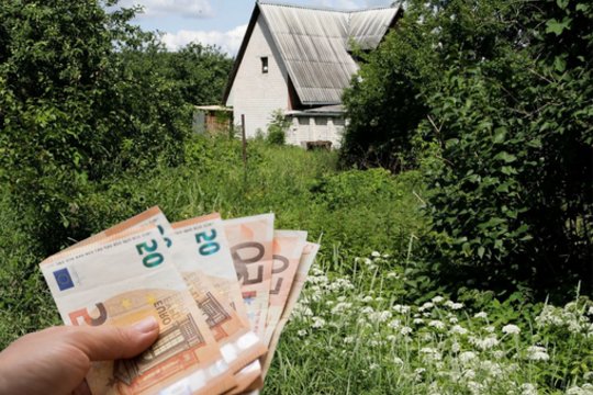 Žemės sklypų savininkams – nemaloni žinia: daliai gyventojų siūloma panaikinti lengvatą
