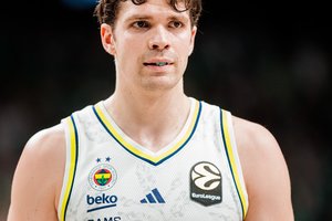 Šaro auklėtinis atsisakė milžiniškos pinigų sumos, kad liktų „Fenerbahce“ komandoje