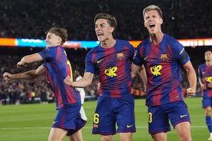 „Ispanijoje yra tik viena komanda“: derbį laimėjusi „Barca“ – „La Liga“ čempionė