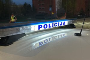 Perspėja: prie Vyriausybės rūmų mirgės specialiųjų tarnybų švyturėliai